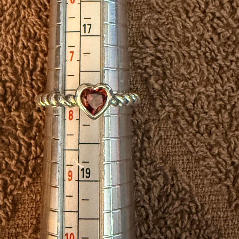 Authentic James Avery sterling silver Heart Gemstone Twist Ring